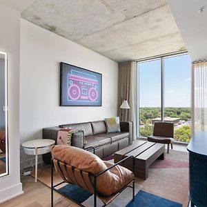 Deluxe Condo